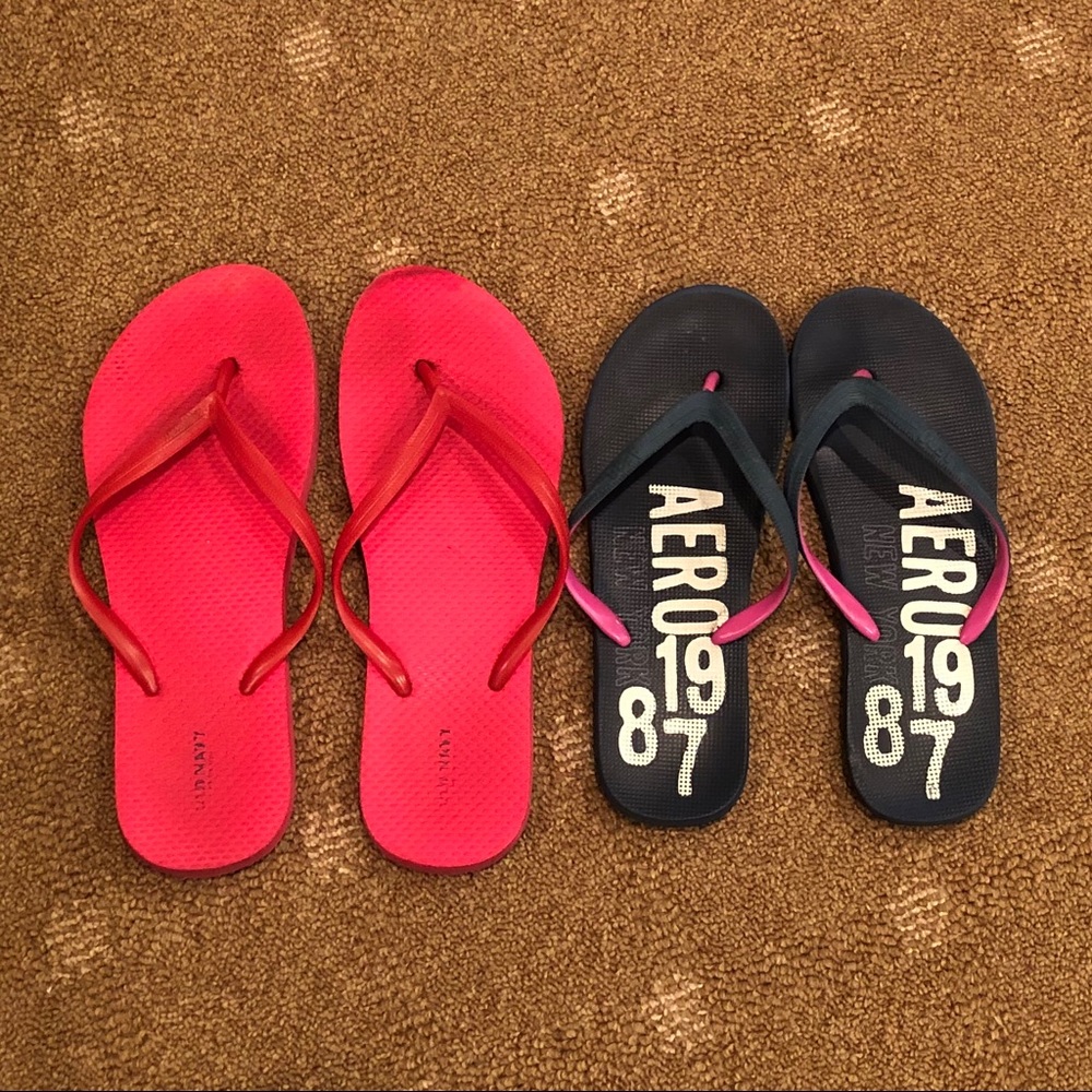 2 Pairs of Comfy Flip-Flops